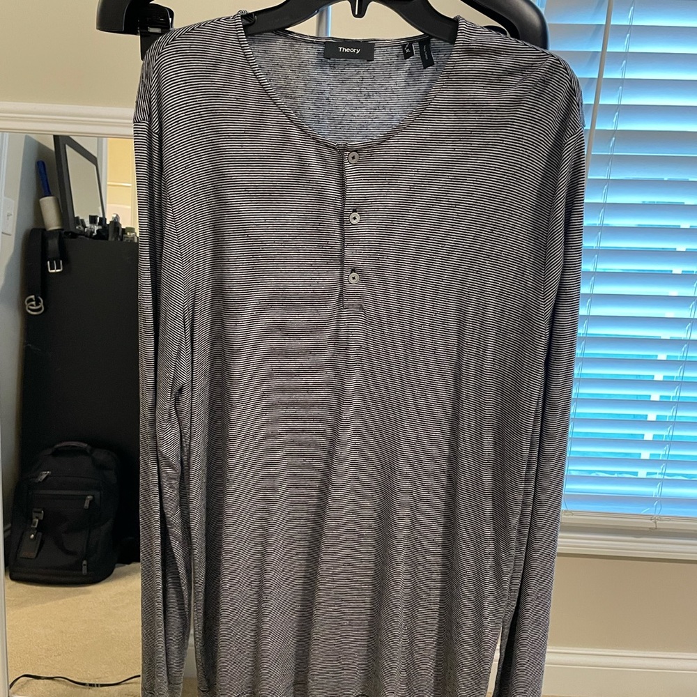 Theory long sleeve tee shirt silk and cotton